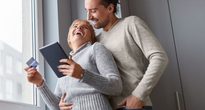 How to Manage Your Money as a Couple Without Fighting - The Good Men ...